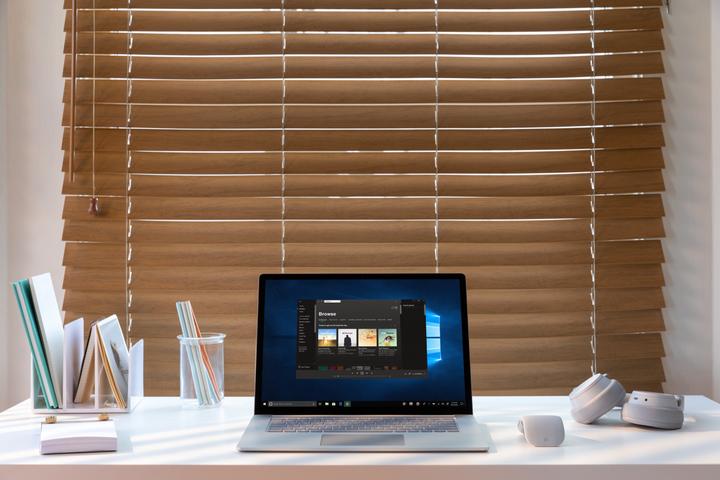 Produktbild Microsoft Surface Laptop 3 for business (15", Intel Core i5-1035G7, 8 GB, 256 GB, DE)