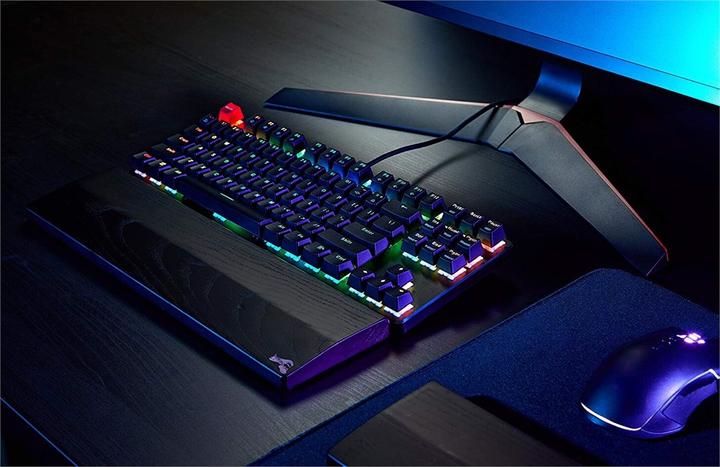 Produktbild Glorious PC Gaming Race GMMK-BRN-V2 in voller Grösse, ANSI US-Standards, Gateron Brown Switch (US, Kabelgebunden)
