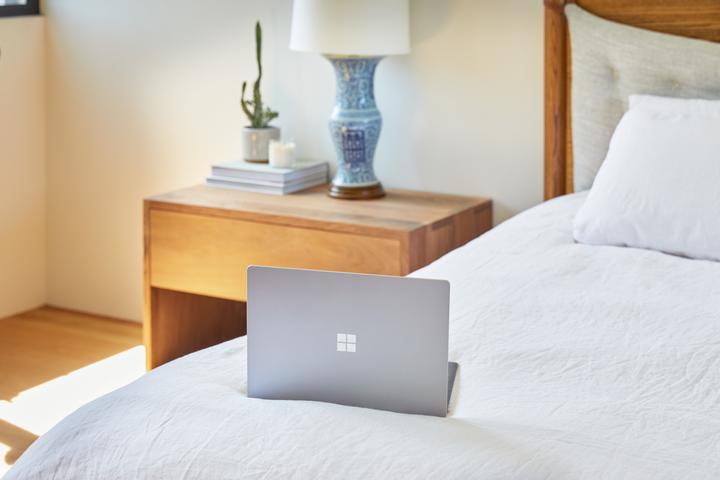 Produktbild Microsoft Surface Laptop 3 for business (15", Intel Core i5-1035G7, 8 GB, 256 GB, DE)