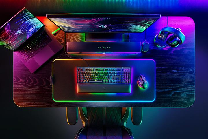 Actual product image Razer BlackWidow V4 Pro (US, Cable)