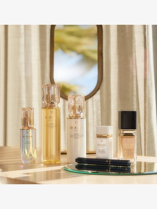 Image du produit Clé De Peau Cle De Peau Correcteur éclat pour les yeux (Ocre)