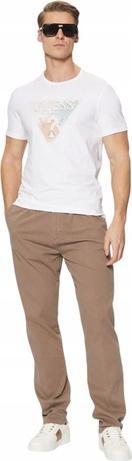 Actual product image Guess Herren T-Shirt Dreieck Weiss (XXL)