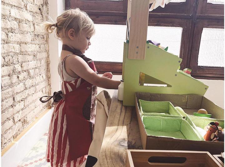 Produktbild Tender Leaf Toys Bauern Marktstand
