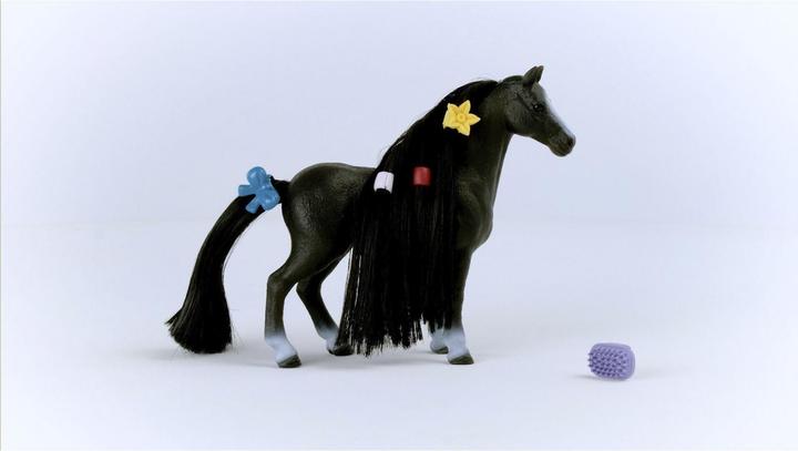 Actual product image Schleich Beauty Horse Quarter Horse Mare