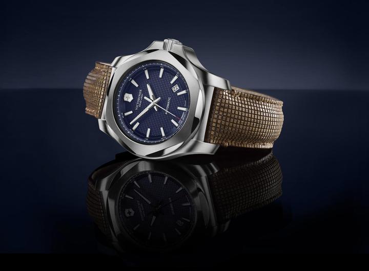 Image du produit Victorinox I.N.O.X. (Chronographe, Swiss Made, 43 mm)