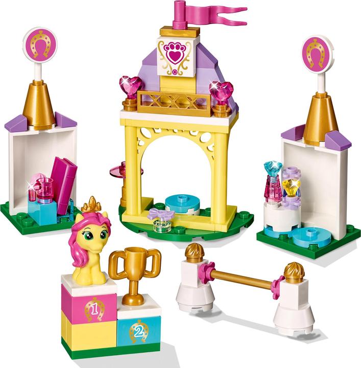 Actual product image LEGO Disney Princess Suzette's riding centre (41144, LEGO Disney)