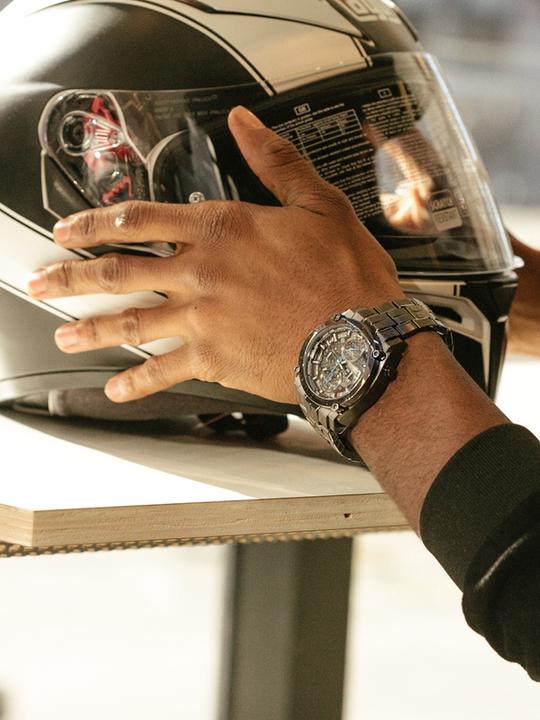 Actual product image Bulova 98B229 Precisionist Chronograph 46mm 30ATM (Chronograph, 46 mm)