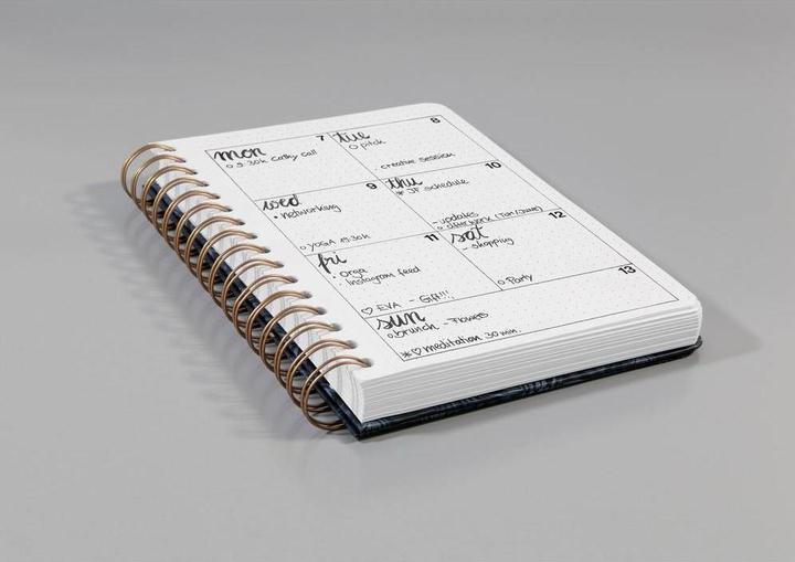 Produktbild Sigel Spiral-Notizbuch Jolie (168 x 215 mm, Kariert, Harter Einband)