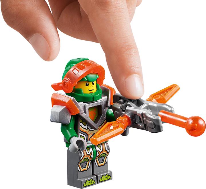 Actual product image LEGO Nexo Knights Ruinas cage scooter (70349, LEGO Nexo Knights)