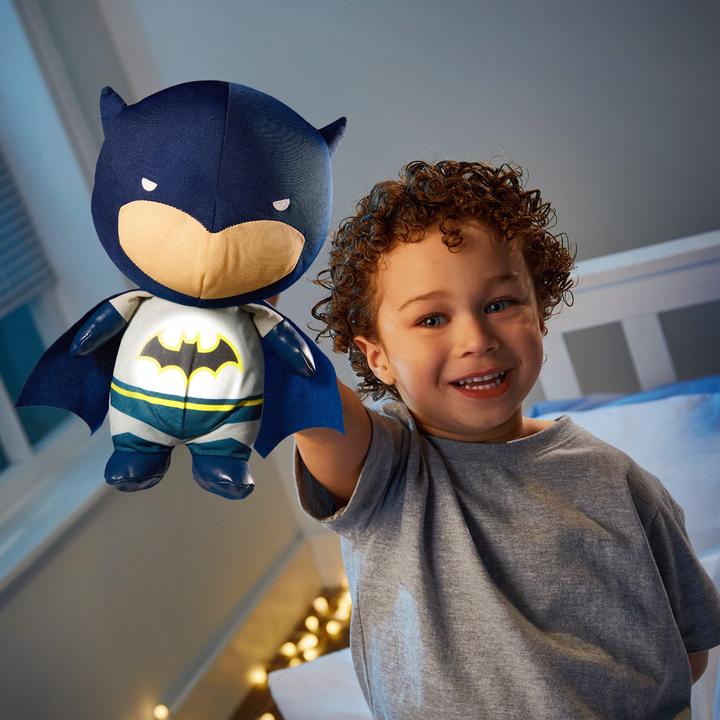 Produktbild Moose Batman - Kids Light Up Bedtime Pal – Soft Toy Night Light by GoGlow - (10044)