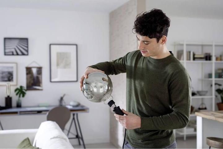 Image du produit Philips Professional gris (E27, 6.50 W, 200 lm, 1 x, F)