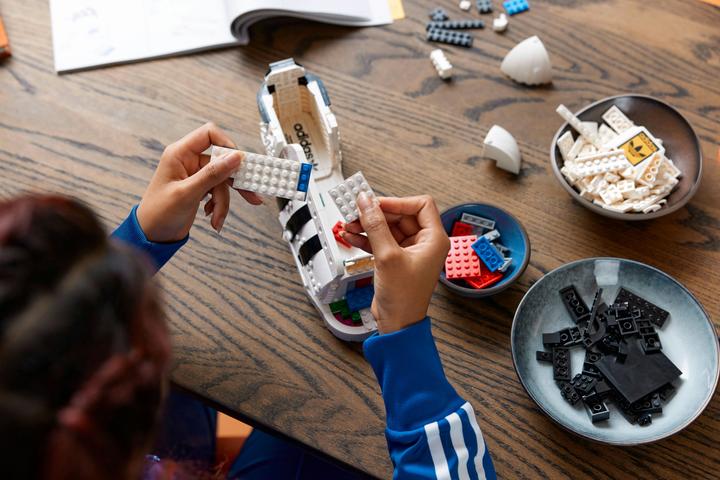 Productafbeelding LEGO Adidas Originals Superstar (10282, LEGO Icons)