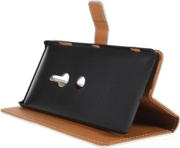 Produktbild MU Classic Leder Bookcover Hülle mit Muster (Sony Xperia XZ2)