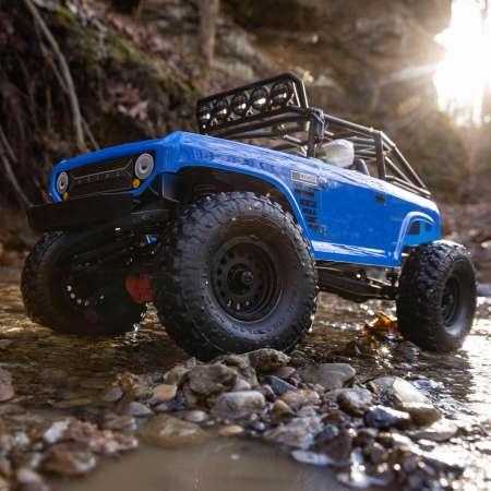Actual product image Axial SCX10 II Deadbolt Electric Brushed Crawler 4WD 1:10 RTR Blue (RTR Ready-to-Run)