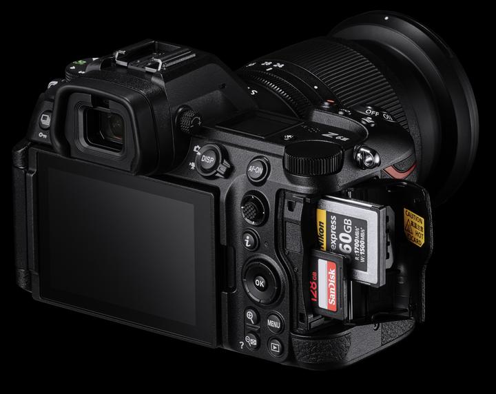 Immagine prodotto Nikon Z6III Kit (24 - 120 mm, 24.50 Mpx, Full frame / FX)
