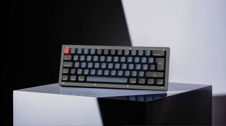 Actual product image Keychron V4 (CH, Cable)
