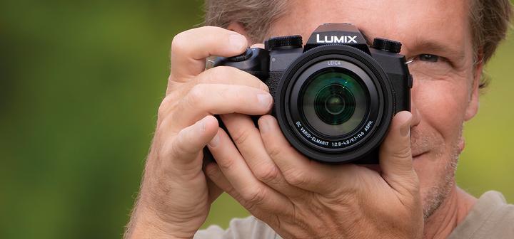 Actual product image Panasonic Lumix DC-FZ1000 II (25 - 400 mm, 20 Mpx, 1")
