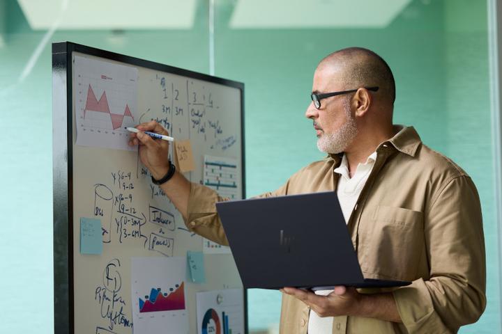 Image du produit HP EliteBook X G1i AI PC (14.02", 32.77 Go, 512 Go, CH)