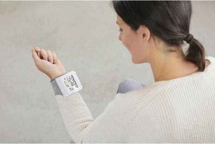 Actual product image Medisana BW320 (Blood pressure monitor wrist)