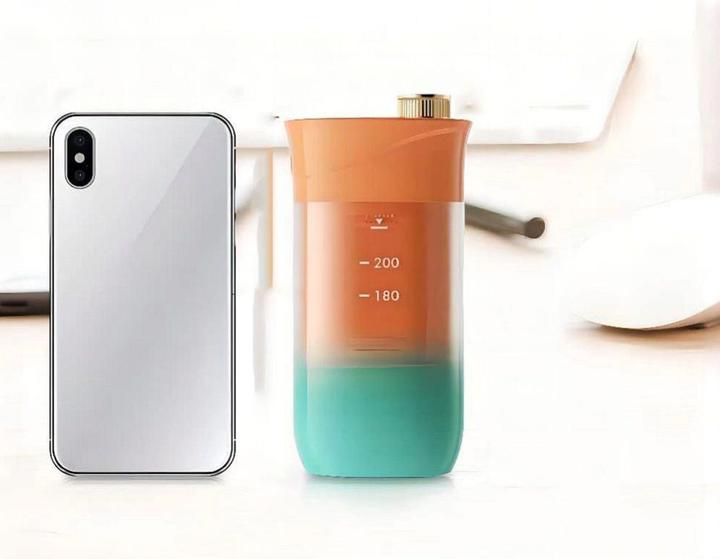 Immagine prodotto OEM Consumer electronics Electric oral irrigator 200 ml 4 tips RC-K-563 orange