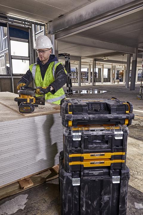 Image du produit DeWalt DWST181078QW Batterie et radio secteur (FM, DAB+ DAB, Bluetooth)