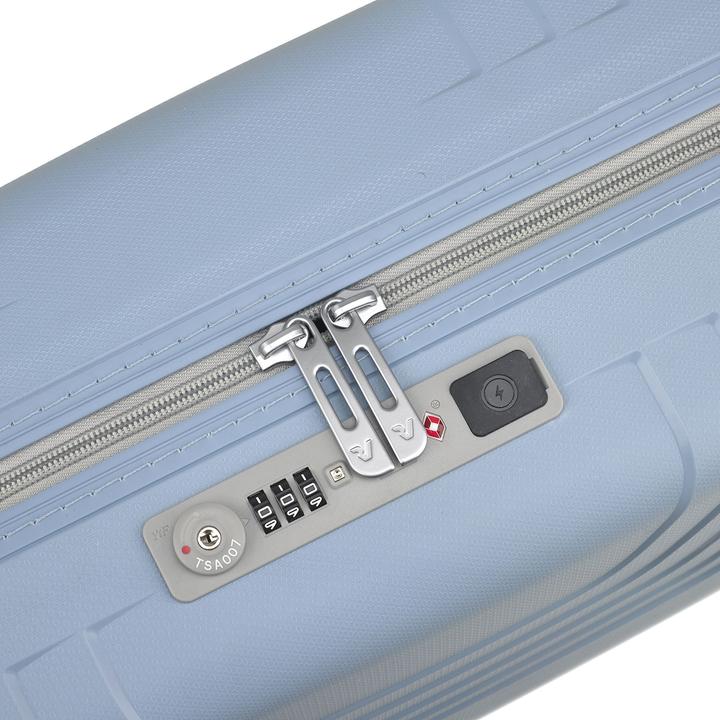 Actual product image Roncato Ypsilon 2.0 - Hand luggage trolley with USB connection (40 l, Hand luggage (up to 50 litres))