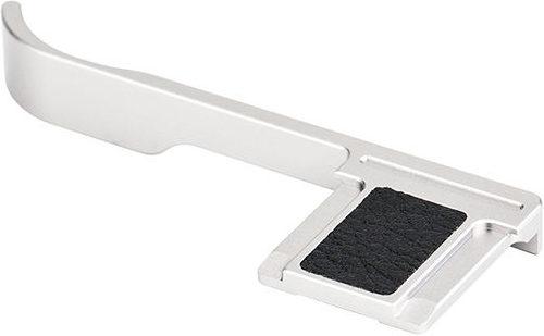 Actual product image JJC TA X100V Thumbs Up Grip Zilver voor Fuji X 100V / X 100F / X E3