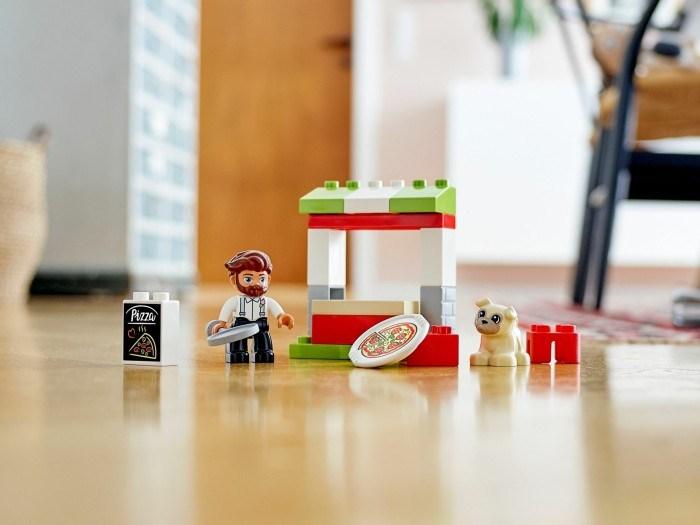 Produktbild LEGO Pizza-Stand (10927)