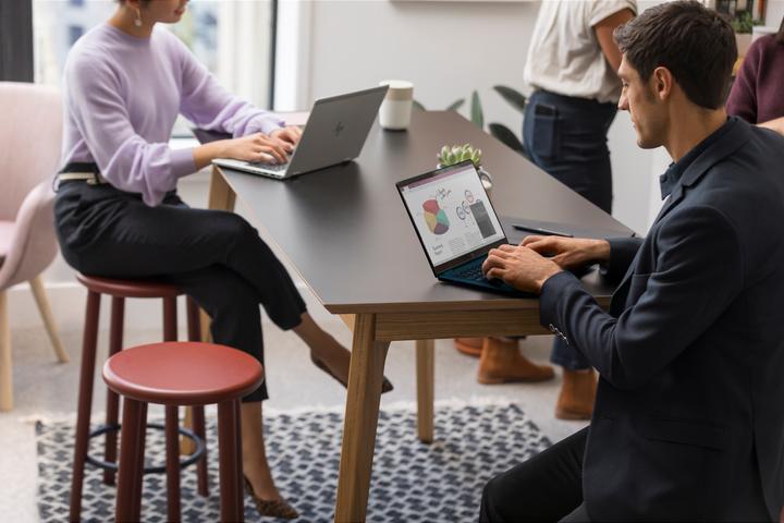 Produktbild HP EliteBook 860 G11 - i7 165U - 16GB RAM - 512GB SSD - 16inch - Win 11 Pro (16", 16 GB, 512 GB, Eng. Int.)