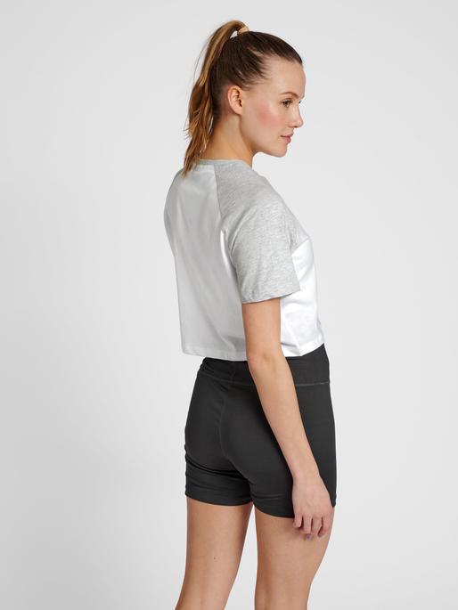 Actual product image hummel Lgc Naya Cropped T-Shirt (M)