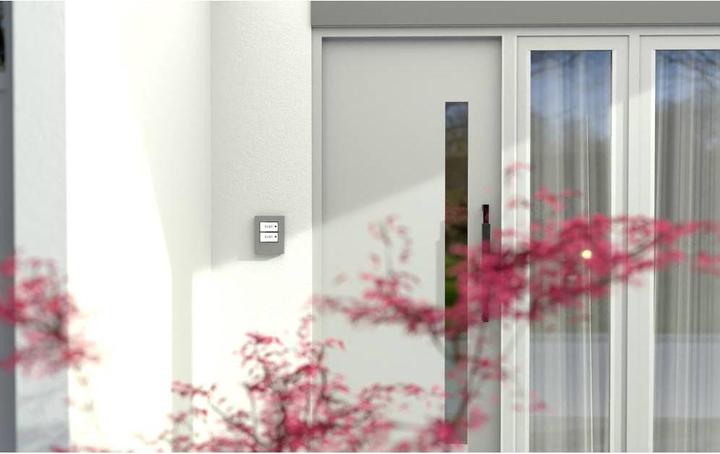 Actual product image M-E Stainless steel bell push with automatic lighting for 1-family house