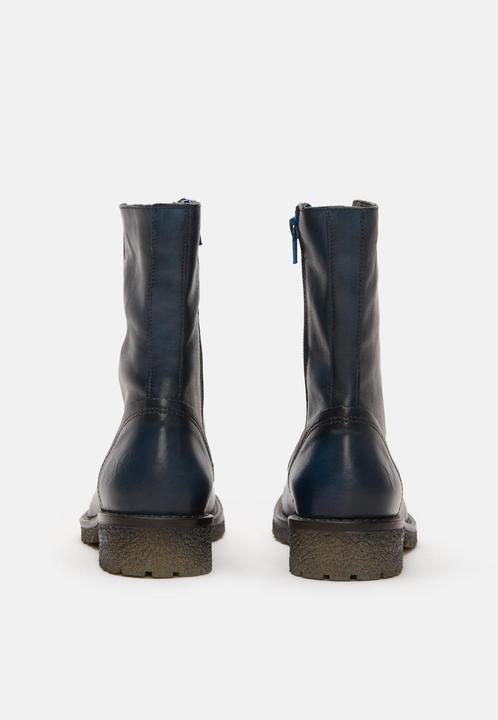 Actual product image Felmini CASTER B501, the timeless lace-up boot from, is characterised by an elegant combination of a (37)
