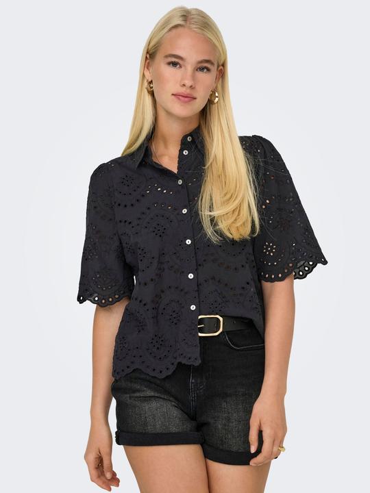 Actual product image Only Onlvalais S/S Shirt Wvn (S)