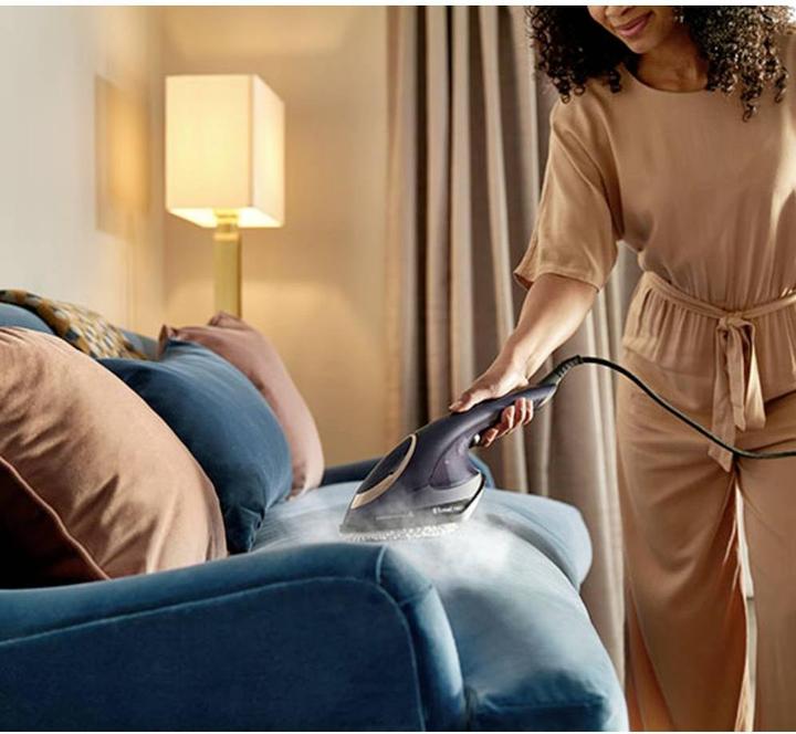 Actual product image Russell Hobbs Steam Brush Steam Genie 2 in 1 1700 W (1700 W, 20 g/min)