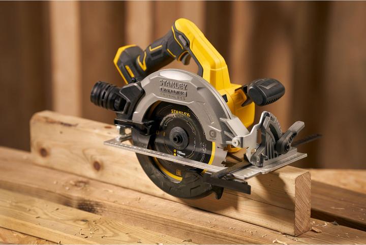 Image du produit Stanley Scie circulaire sans fil FatMax V20 SFMCS550M2K (18V, 4.0Ah, sans balai, profondeur de coupe sans
