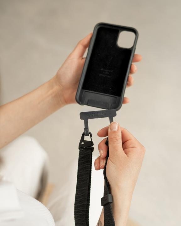 Produktbild Woodcessories Change Case Bio mit Lanyard (Apple iPhone 14 Pro)