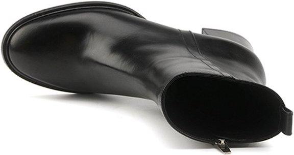 Actual product image Konstantin Starke Vittoria (37)
