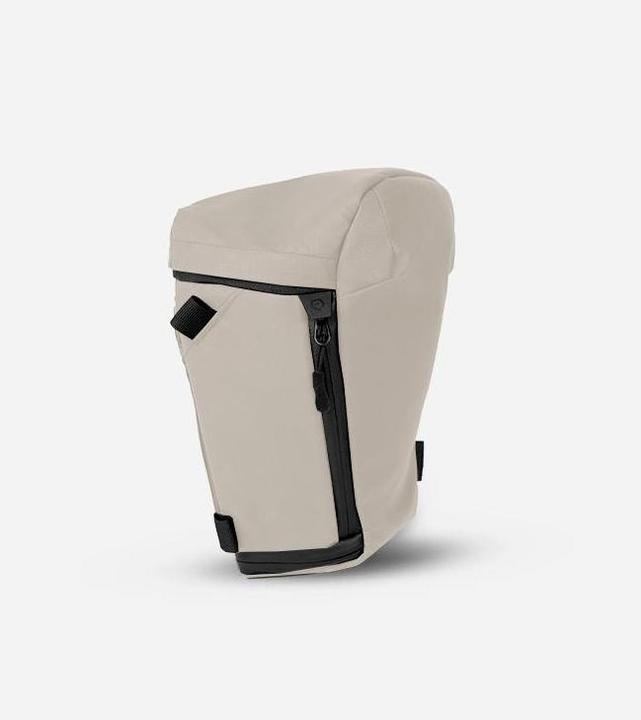 Actual product image Wandrd ROUTE Chest Pack, Gobi Tan (Camera shoulder bag)