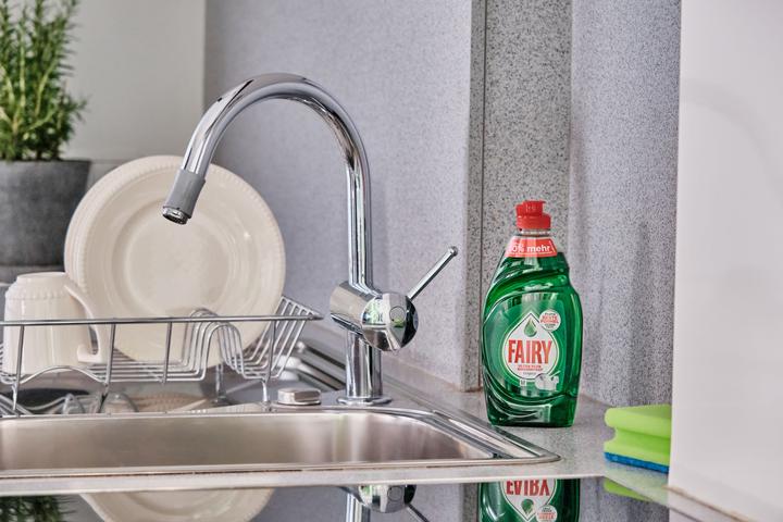 Actual product image Fairy Ultra Plus (Liquid, 4 Washing cycles)