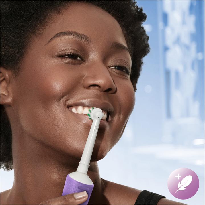Actual product image Oral-B Vitality Pro D 103 Lilac Violet Hangable Box (Oscillating toothbrush)