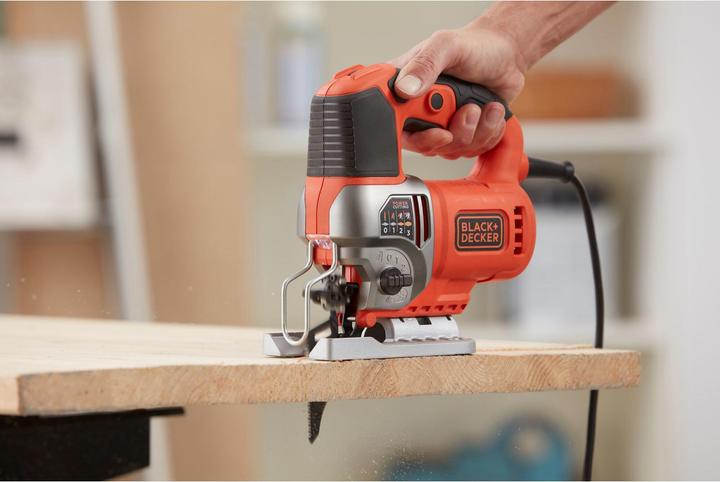 Image du produit Black & Decker Scie sauteuse pendulaire B&D BES610KQS