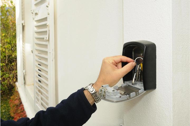 Actual product image Master Lock Select Access 5403EURD