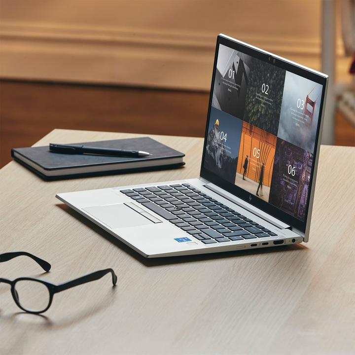 Produktbild HP EliteBook 840 G8 IDS Intel Core i5-1145G7 14,0 Zoll 16 GB 512 GB UMA W10P64 3YW (14", Intel Core i5-1145G7, 16 GB, 512 GB)