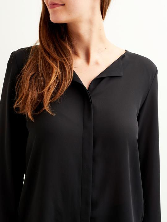 Actual product image Vila Lucy (L)