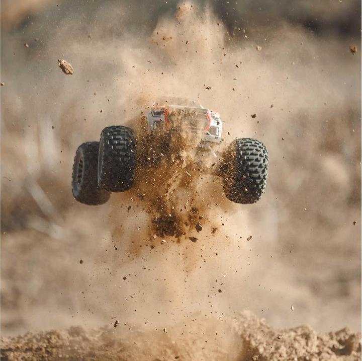 Produktbild Arrma Monster Truck Granite BLX 223S, Rot ARTR, 1:10 (ARR Almost-Ready-to-Race)