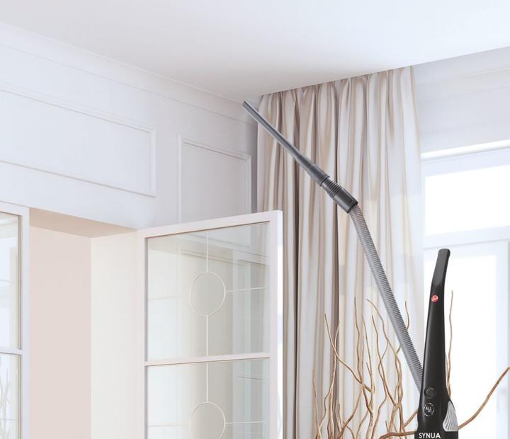 Immagine prodotto Hoover Synua Plus Senza sacchetto Nero, Argento 1,2 L