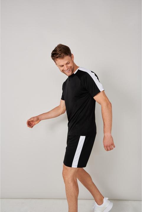 Actual product image Finden & Hales Find And Hales Team Tshirt (3XL)