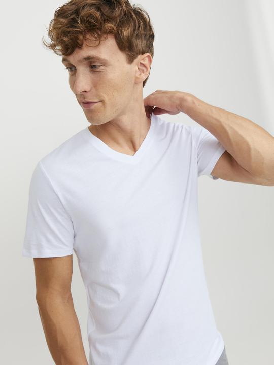 Produktbild Jack & Jones Basic V (S)