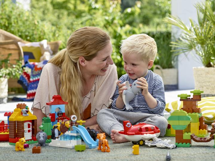 Immagine prodotto LEGO Città Una volta nel mondo (10805)