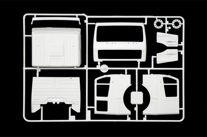 Actual product image Italeri MERCEDES-BENZ SK EUROCAB 6x4